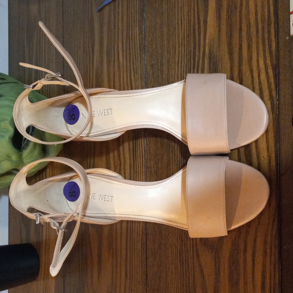womens nine west heels size 8.5